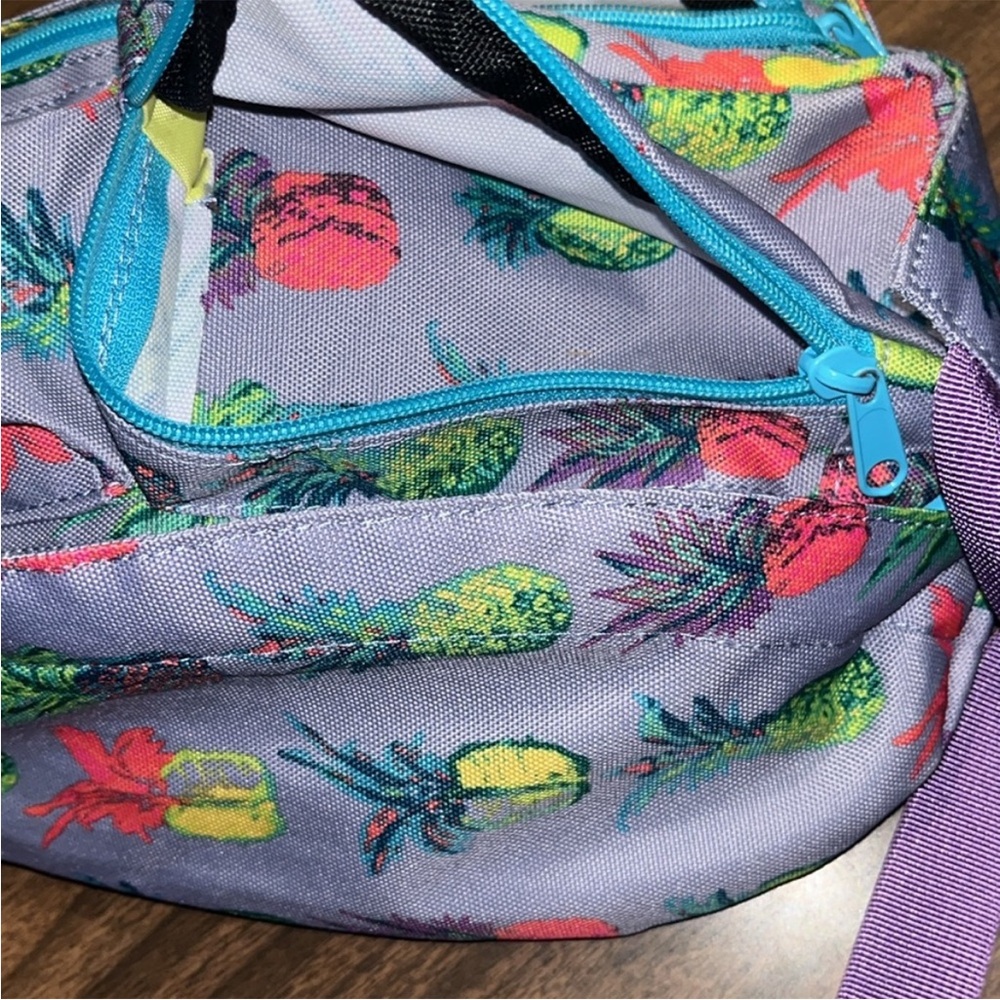 KAVU Pineapple Mini Rope Sling Pack Bag - Picture 6 of 7
